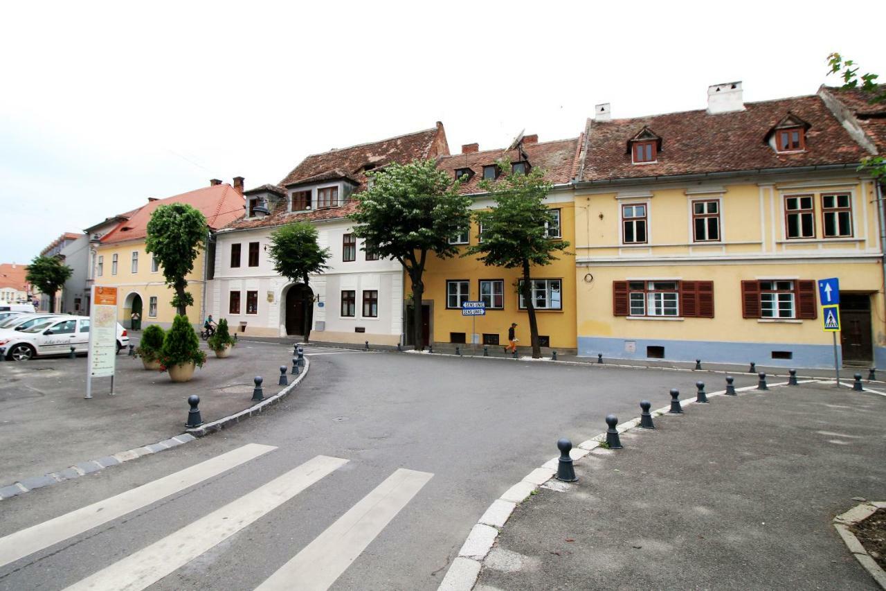Anne'S House Apartment Сибиу Екстериор снимка