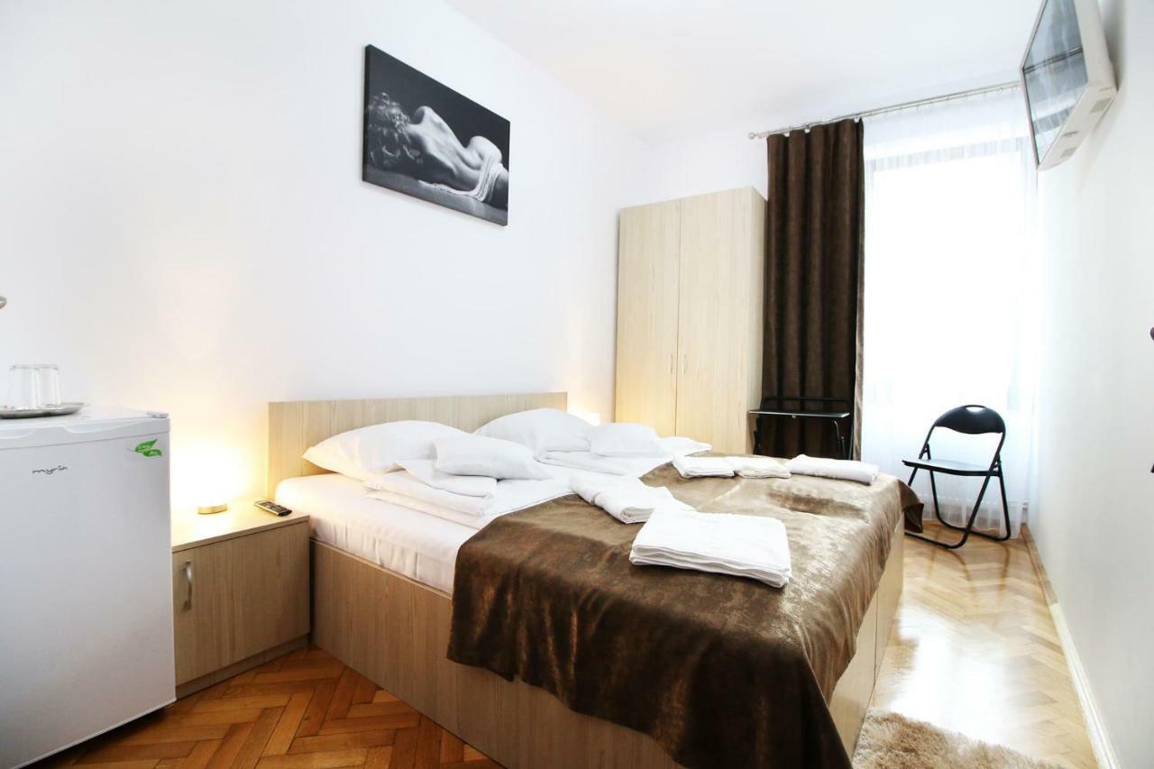 Anne'S House Apartment Сибиу Екстериор снимка